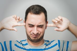 Heizung macht Geräusche: was tun, wenn die Heizung gluckert, klopft oder rauscht?